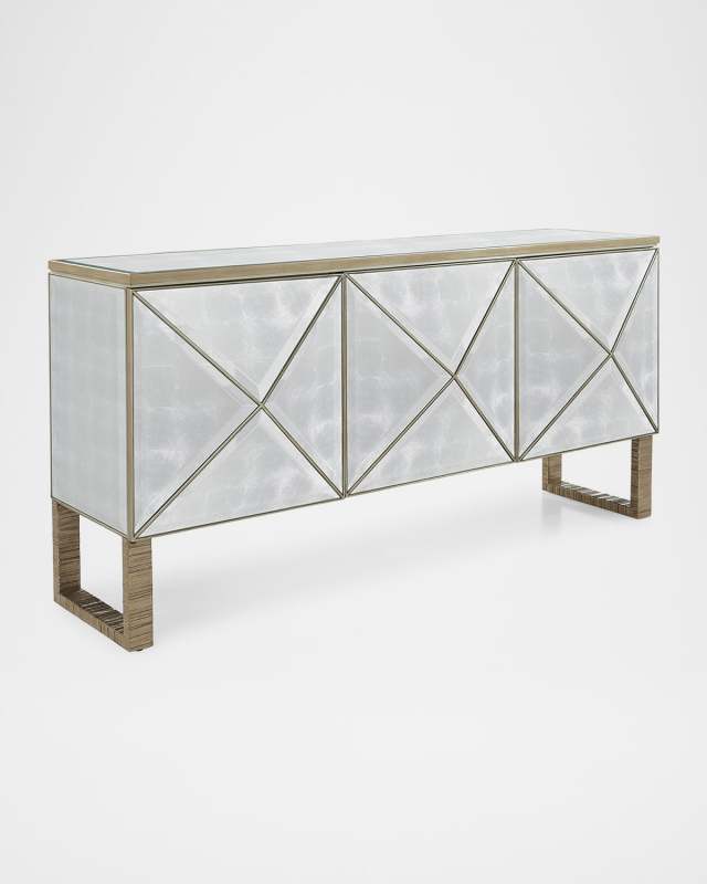 Catarina Credenza